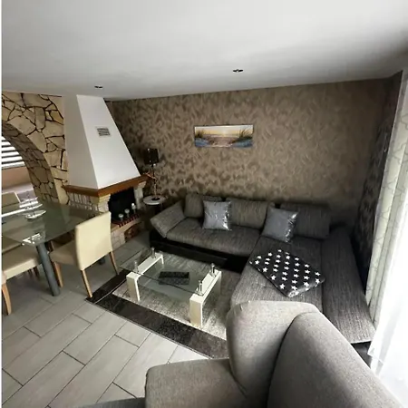Apartment Pooloase *